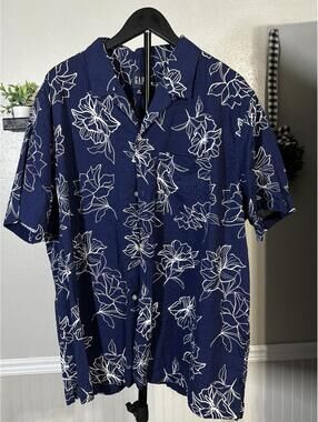 Men's Gap Navy Blue Floral Print Short Sleeve Shirt